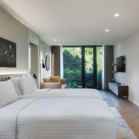 Отель Marriott Executive Fulya