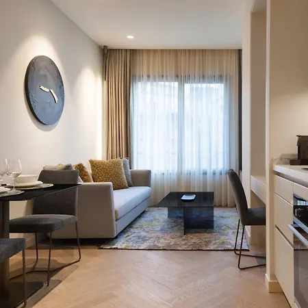 Szálloda Marriott Executive Fulya 4*