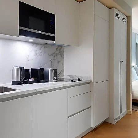 Hotel Marriott Executive Fulya 4*