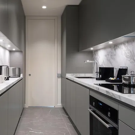 מלון Marriott Executive Fulya 4*